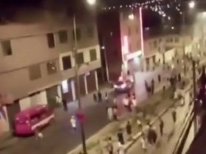 Peru’da Taraftarlar Birbirine Girdi: 2 Ölü, 9 Yaralı
