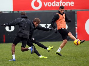 Beşiktaş Taktik Ve Kondisyon Çalıştı
