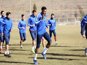 E. Yeni Malatyaspor Rize’ye 7 eksikle geldi