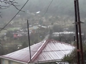 İstanbul’un Yüksek Kesimlerinde Kar Yağışı Başladı