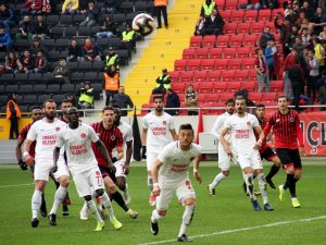 Gençler Evinde Kazandı