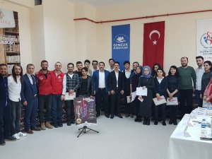 Gümüşhane Gençlik Merkezinde Türk Müziği Ses Yarışması Yapıldı