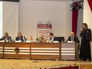 Giresun Üniversitesi’nde “Hocalı Soykırımı Ve Türk Dünyası Sempozyumu”
