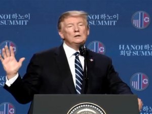 Trump: Kuzey Kore Nükleer Programından Vazgeçmeli
