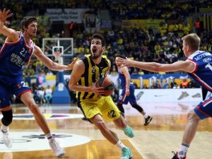 Avrupa’da Türk Derbisi Fenerbahçe Beko’nun