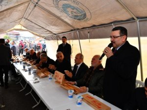 Genç Trabzonlular’ı Cumhurbaşkanı Erdoğan’ın Mitingine Davet Etti