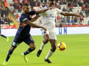 Ankaragücü, Antalyaspor’u 4 Golle Geçti
