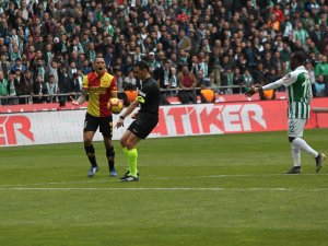 “Türk Hakemleri Adına Utanıyorum”