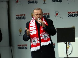 Erdoğan: Ak Partili Olsa Bir Dakika Tutmam