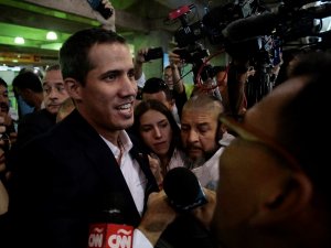 Guaido, Venezuela’ya Döndü