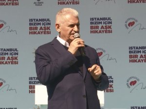 Binali Yıldırım Tuzla’da Halka Seslendi