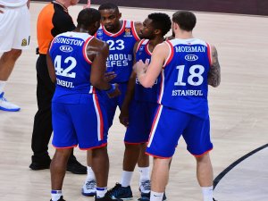 Anadolu Efes, Barcelona’yı Ağırlayacak