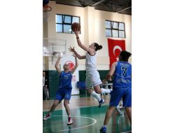 Potanın Perileri Mülkiye Ekibini 69-54’lük Skorla Geçti