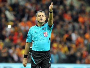 Beşiktaş-konyaspor Maçının Var’ı Bülent Yıldırım Oldu