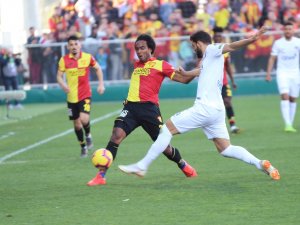 Göztepe-kasımpaşa Karşılaşması Golsüz Eşitlikle Tamamlandı