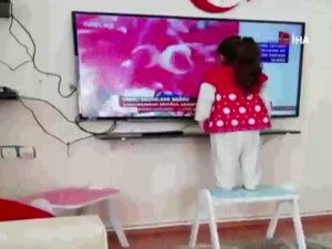Cumhurbaşkanı Erdoğan Minik Hayranını İzmir Mitingine Davet Etti