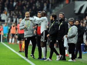 Quaresma İle Medel Arasında Tartışma