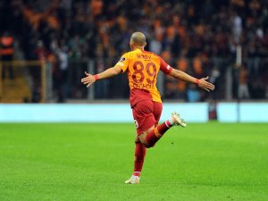 Sofiane Feghouli Bu Sezonki 8. Golünü Attı