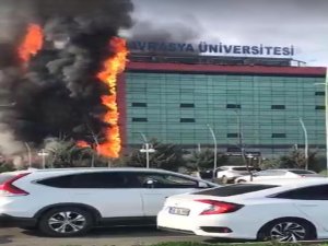 Trabzon'da özel bir üniversitede yangın