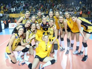 Vakıfbank, Çeyrek Finalin İlk Maçında Rusya’da
