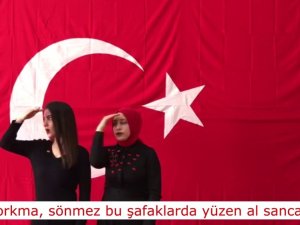 İşaret Diliyle İstiklal Marşı’nı Okudular