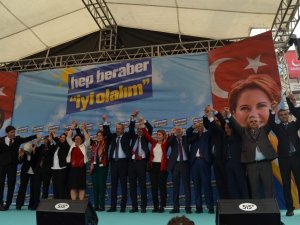 İyi Parti Genel Başkanı Akşener’den Erdoğan’a Mahkeme Çıkışı