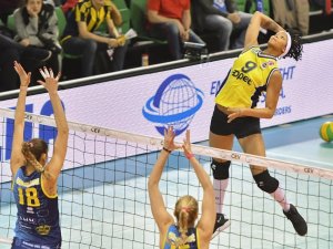 Fenerbahçe Rövanş Öncesi Avantajı Kaptı