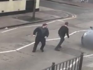 Londra’da Müslümanlara Saldırı