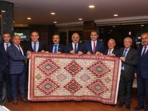 Vanlı Dostlarından Zorluoğlu’na Destek Ziyareti