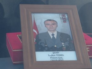 Gümüşhaneli Şehidin Cenazesi Uçakla Trabzon’a Getirildi