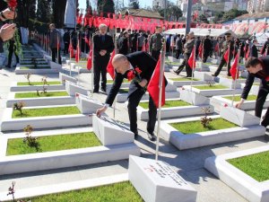 Başkan Adayı Akyüz Çanakkale Şehitlerini Yazdığı Şiirle Andı