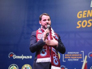 Bakan Albayrak, Baba Ocağı Dernekpazarı’nda Halka Seslendi 