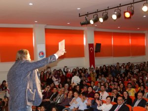 Selami Şahin’in Öğrencilerle Duygusal Buluşması