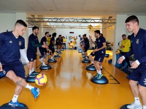 Fenerbahçe Salonda Çalıştı