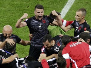 Millilerin Rakibi Arnavutluk