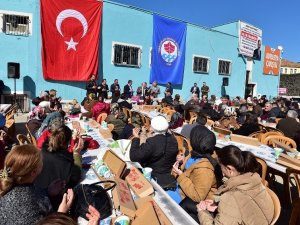 Avrasya Çarşısı Yeni Yerinde Hizmete Başladı