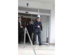 Ersun Yanal, Devre Arası Tatilini Bodrum’da Geçiriyor