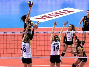 Vakıfbank Beşiktaş’a Set Vermedi