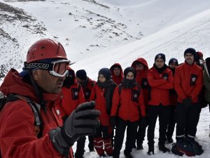 Zigana Dağı’nda Çığ Tatbikatı