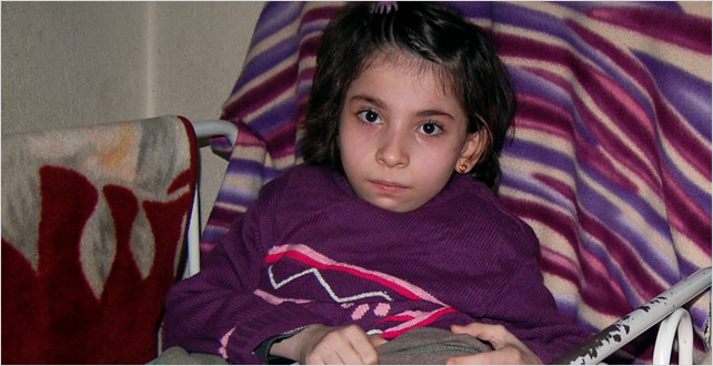 Onun kemikleri camdan