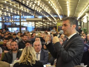 İyi Parti Yomra Belediye Başkan Adayı Bıyık Gençlerle Buluştu