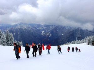Gümüşhaneli Dağcılar Çanakkale Şehitleri İçin Yürüdü