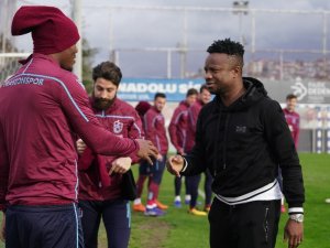 Onazi, Takım Arkadaşlarıyla Hasret Giderdi