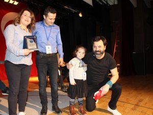 Onur Erol Trabzon’da Çocuklarla Buluştu