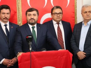 Şenlikoğlu: “Şehidimiz Üzerinden Siyaset Yapılıyor”