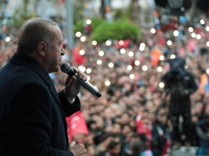 Cumhurbaşkanı Erdoğan: ’’Siyaset Beyaz Kefen Giyenlerin İşidir’’ 
