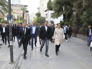 Esnaftan Zeybekci’ye: Kemeraltı’nı Kurtar Başkanım