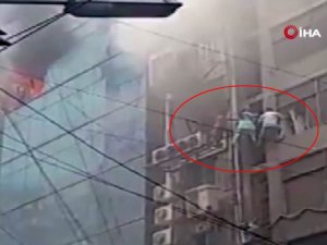Bangladeş’teki Yangın Faciasında 5 Kişi Öldü