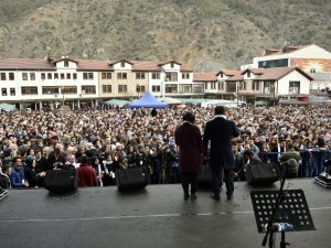 Gümüşhane’de Başkan Çimen’e Destek Konseri