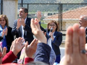 Gaziantep’te Fatma Şahin Farklı Kazandı